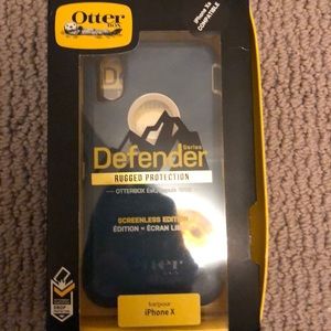 Otter Defender phone case for iPhone X and Ds
